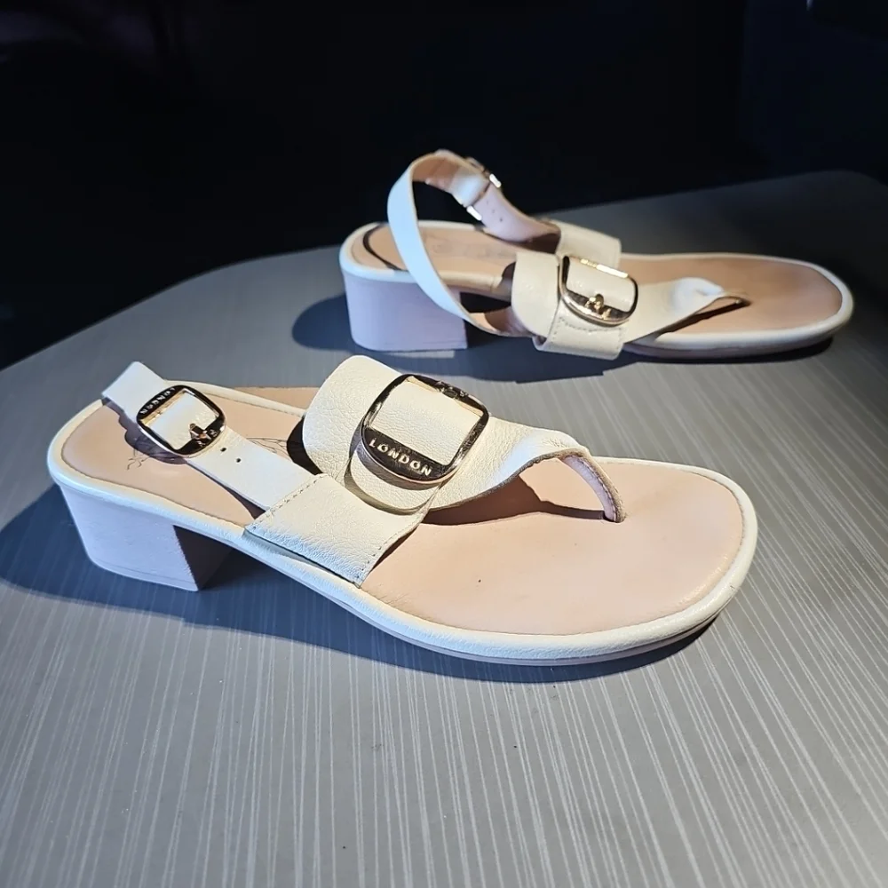 Fly London Beige Emat Leather Buckle Gladiator Mule Sandals Size 38 US 7/7.5 EUC